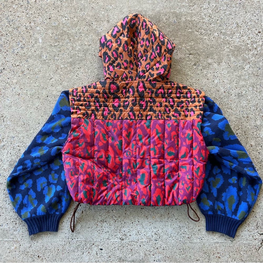 Farm Rio Leopard Women’s Hooded Leopard Puffer Jacket Size Small - Picture 3 of 6